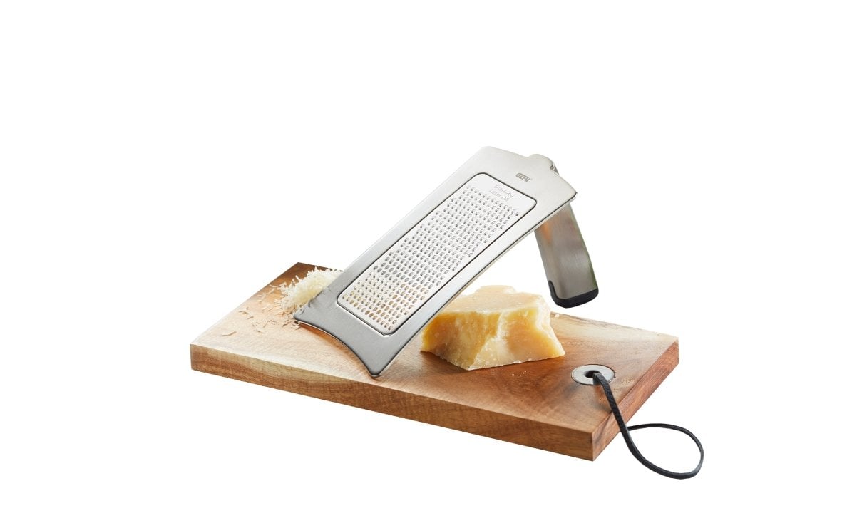 Gefu Käse-Set Formaggio 2-teilig mit Gourmet-Reibe und Servierbett